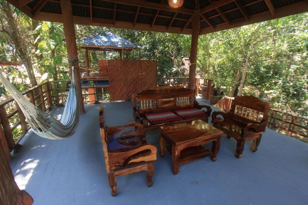 Jj Beach Resort & Jj Seafood Koh Phayam Exterior photo