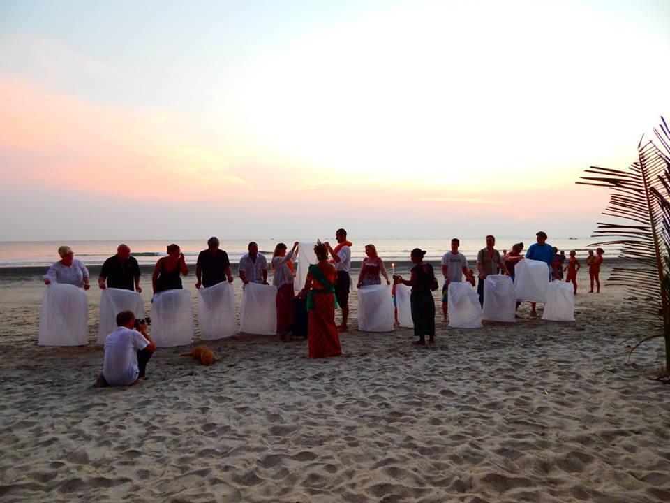 Jj Beach Resort & Jj Seafood Koh Phayam Exterior photo
