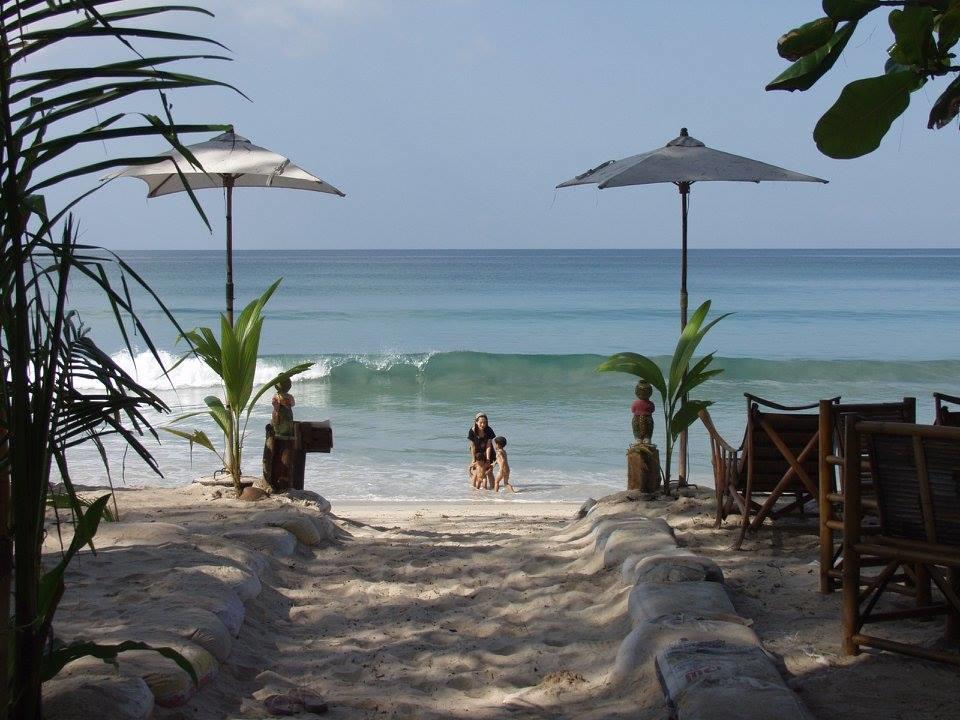 Jj Beach Resort & Jj Seafood Koh Phayam Exterior photo
